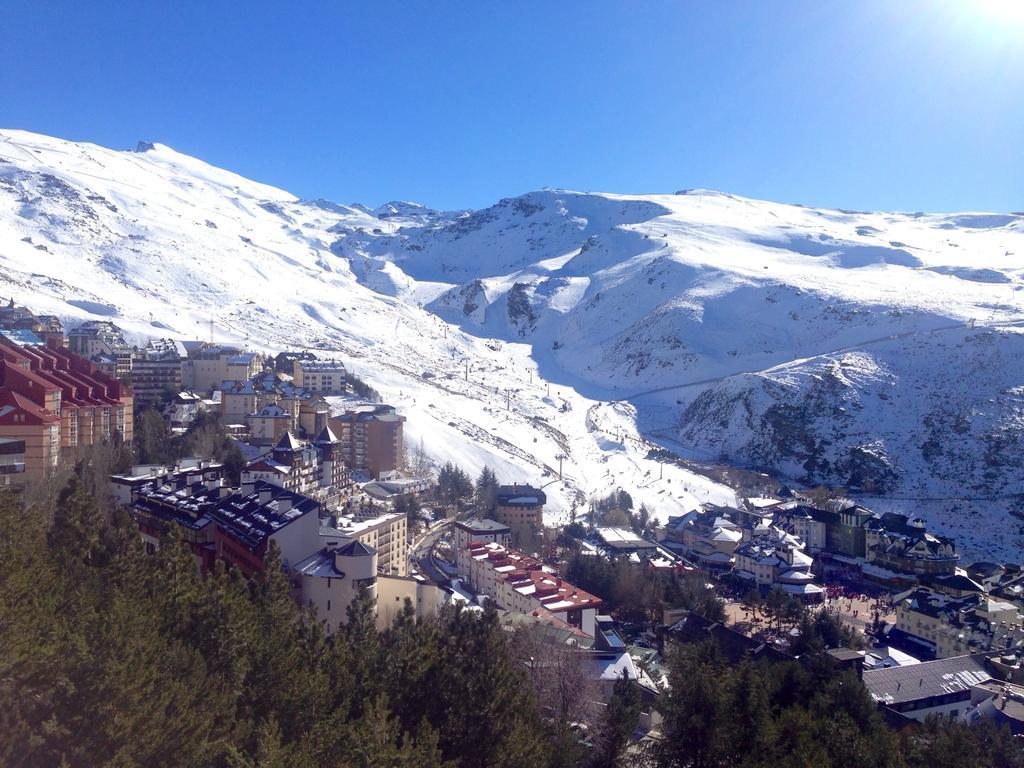 Hotel Reino Nevado Sierra Nevada Exterior photo